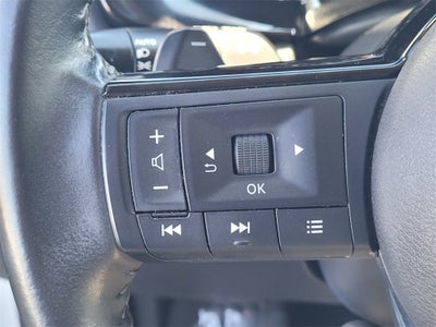 2023 Nissan Pathfinder SV