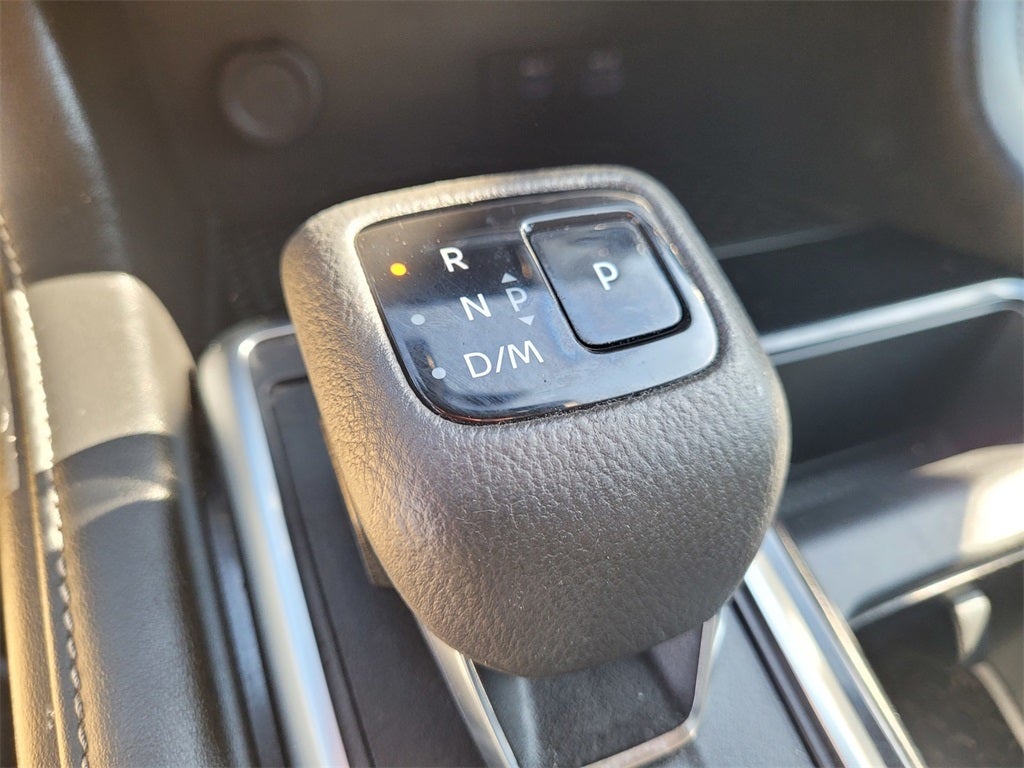 2023 Nissan Pathfinder SV