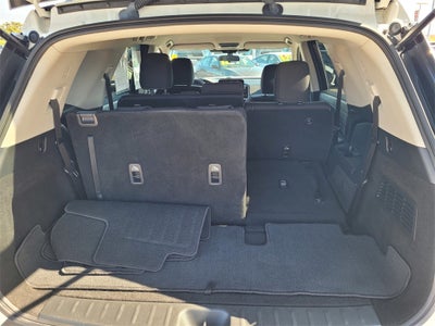 2023 Nissan Pathfinder SV