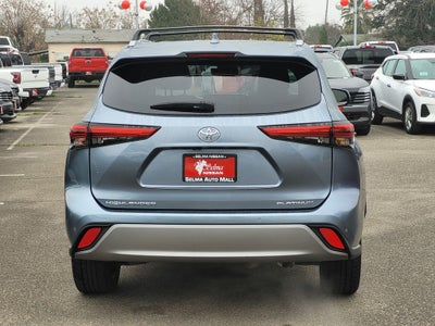 2022 Toyota Highlander Platinum