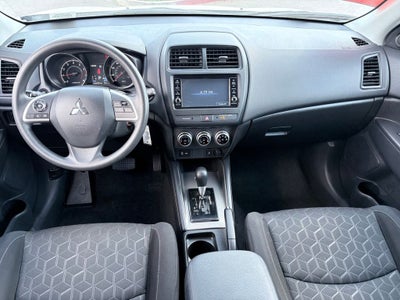 2025 Mitsubishi Outlander Sport 2.0 LE