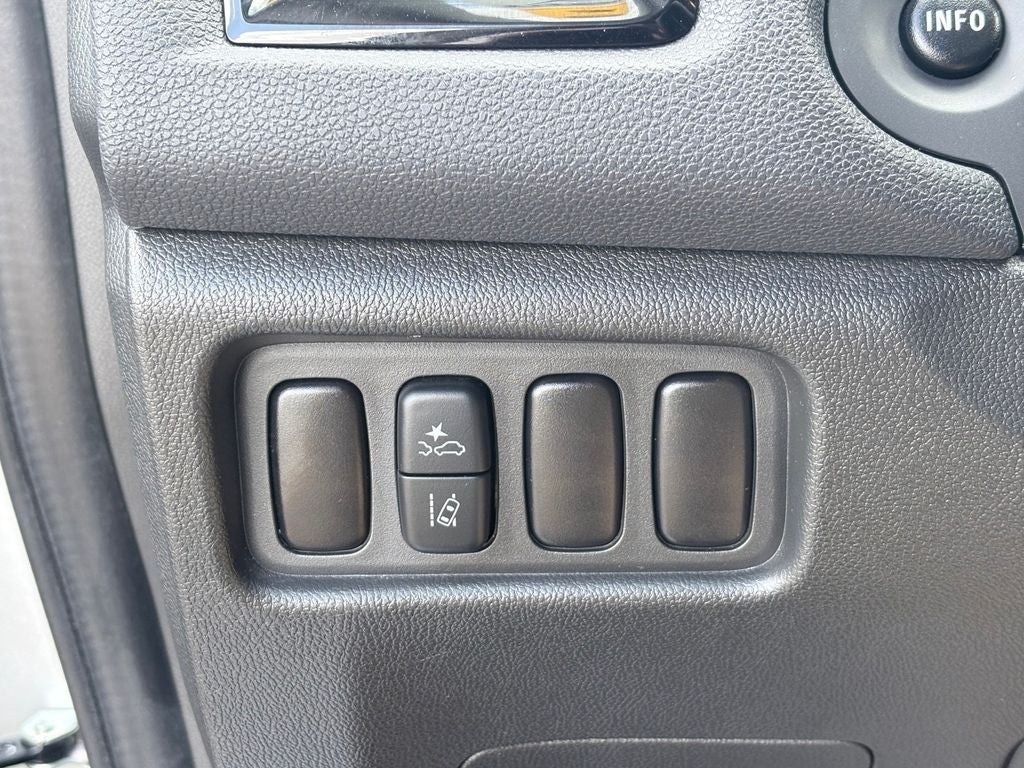 2025 Mitsubishi Outlander Sport 2.0 LE