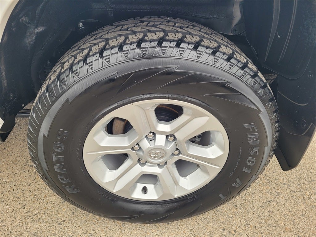 2024 Toyota 4Runner SR5