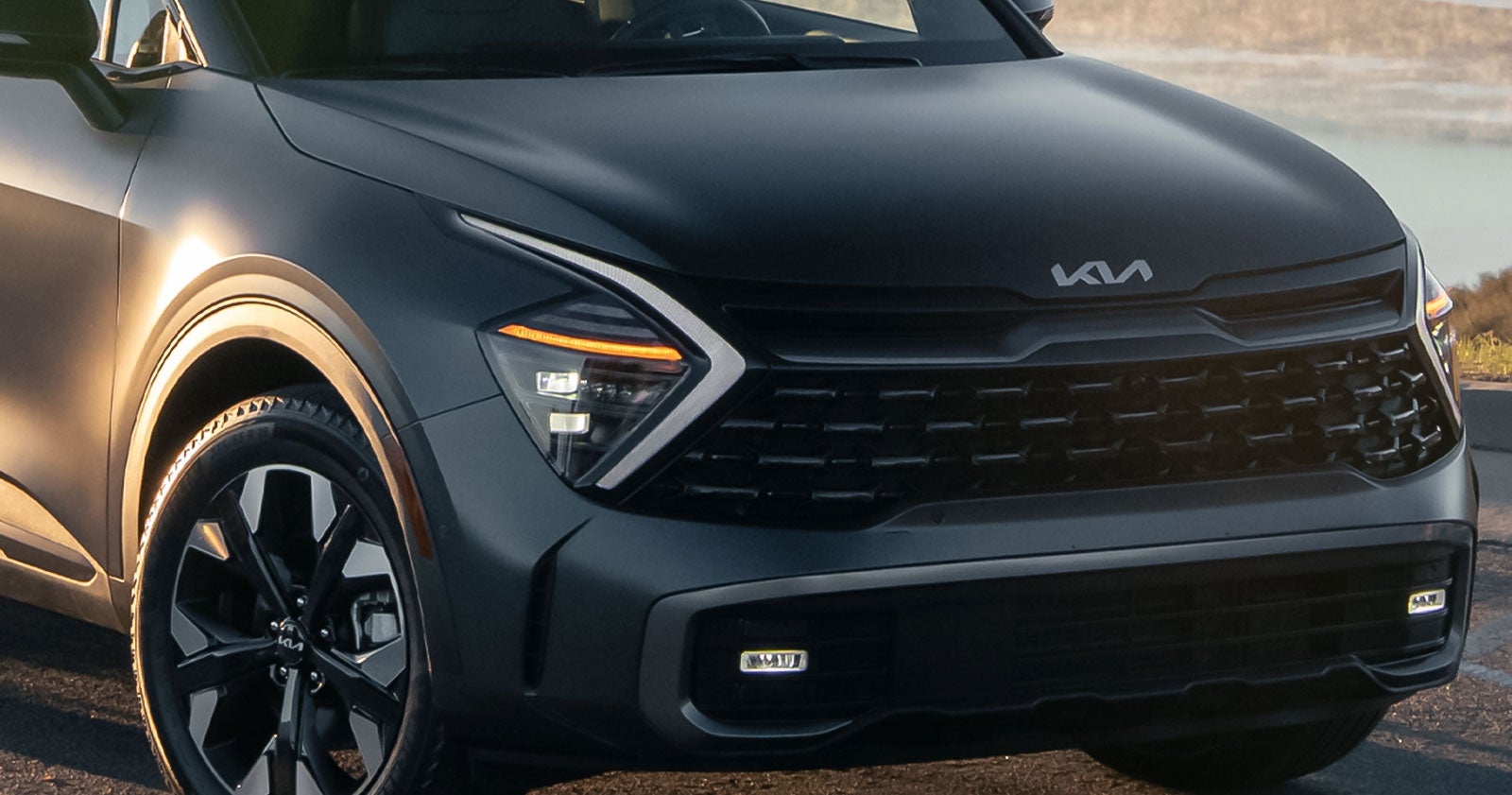 Front corner view of a Kia Sportage